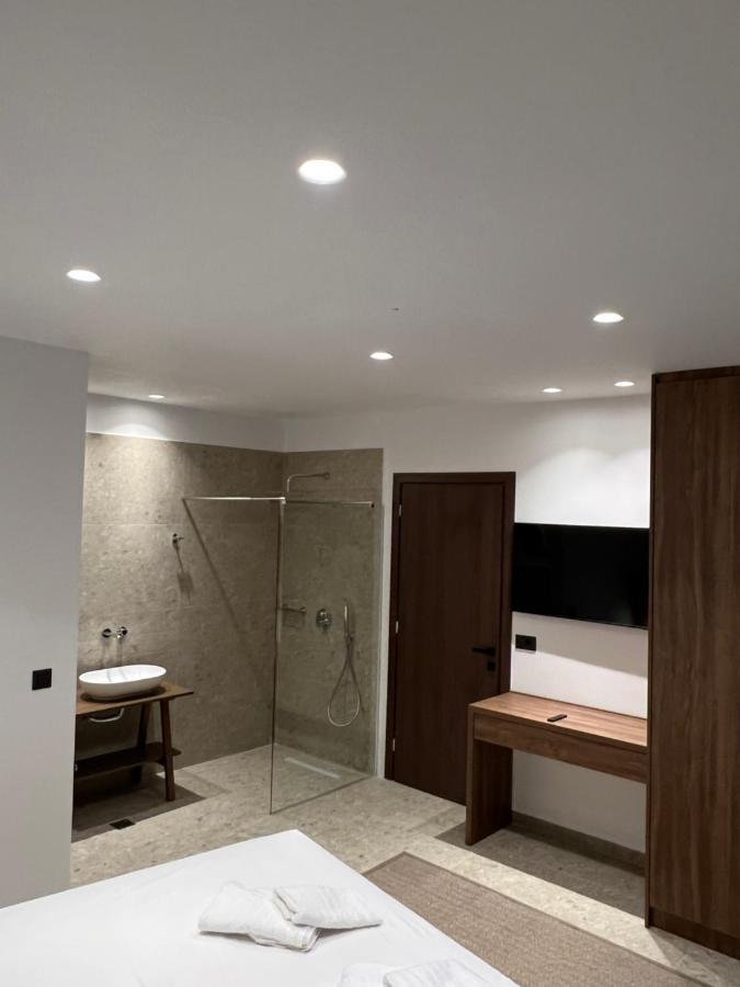 Johannes Boutique Apartments & Suites Afantou Bagian luar foto